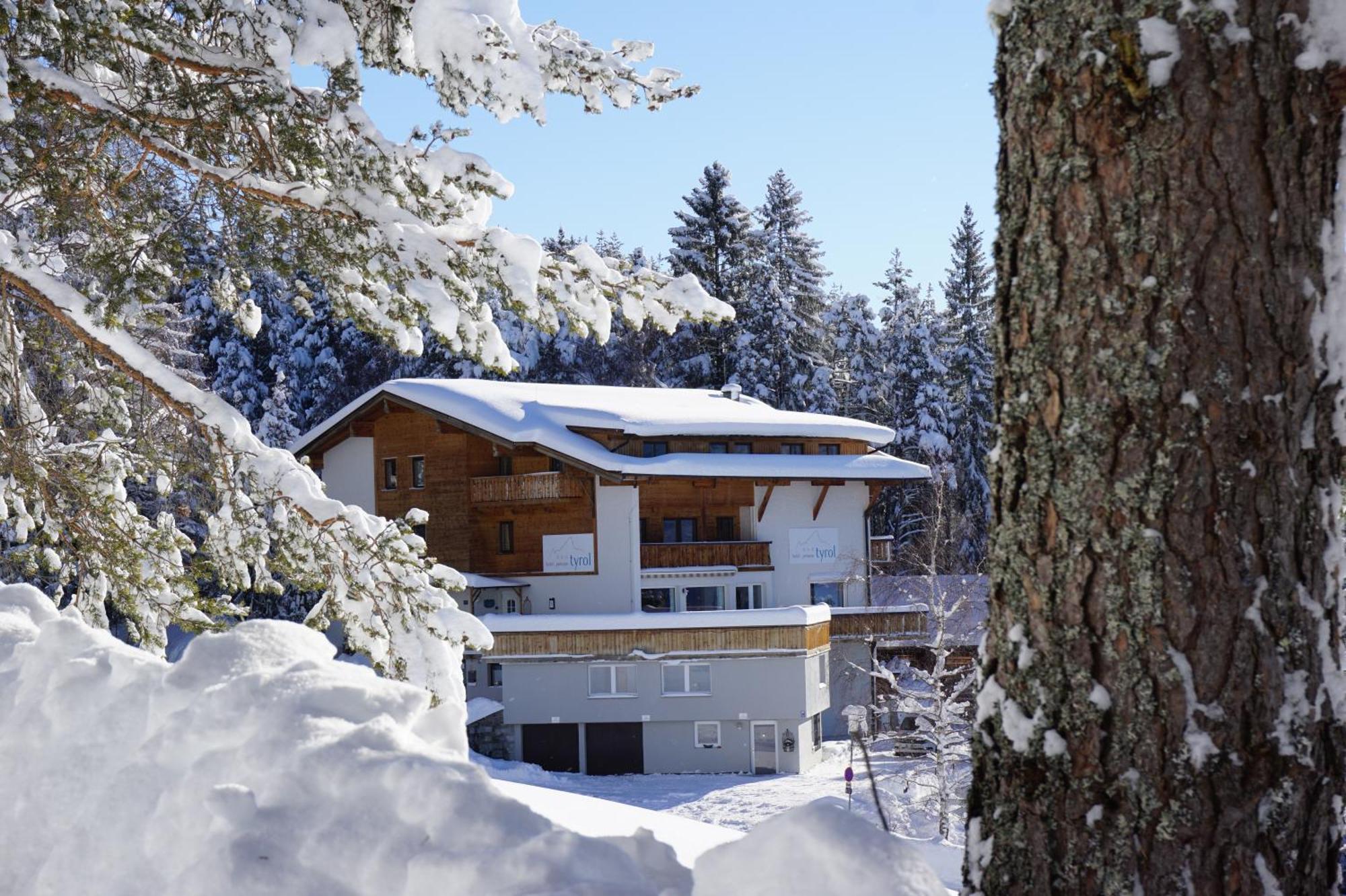 Hotel Pension Tyrol Seefeld in Tirol Exteriör bild