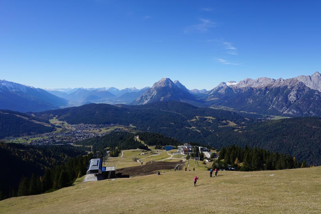 Hotel Pension Tyrol Seefeld in Tirol Exteriör bild