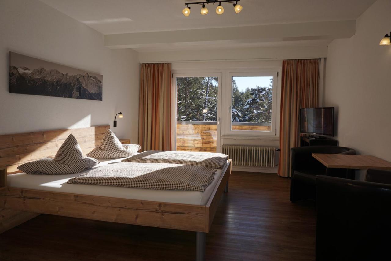 Hotel Pension Tyrol Seefeld in Tirol Exteriör bild